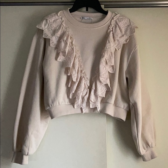 Ruffled sweatshirt - Picture 2 of 4